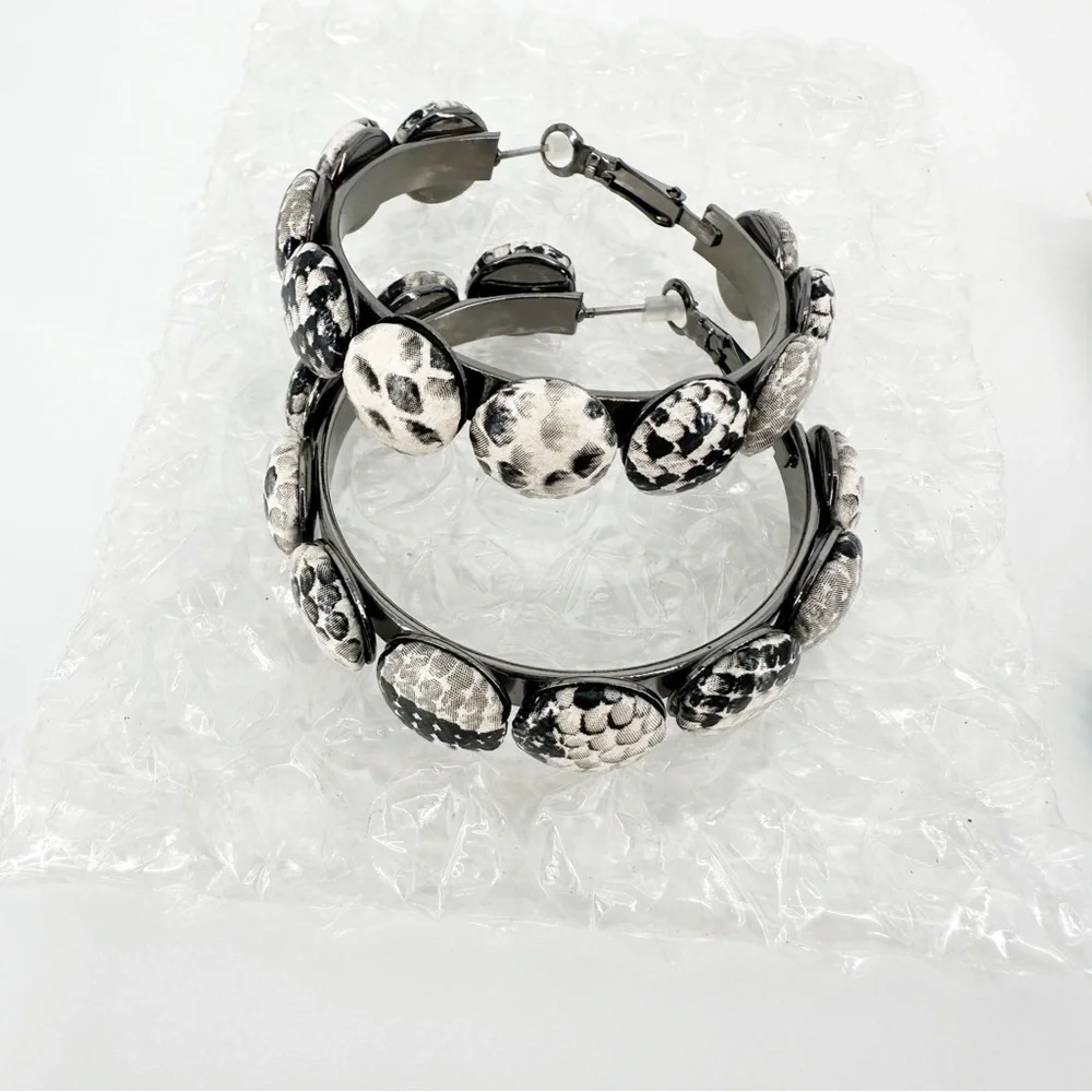 NWT Marlyn Schiff Dangle Earring Bundle